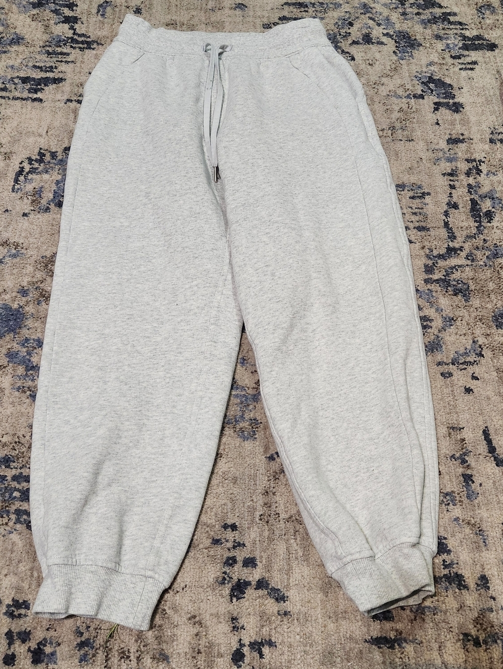 Lululemon Scuba Light Gray Cozy Jogger Sweatpants